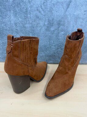Vintage Arula Western Boho Ankle Boots